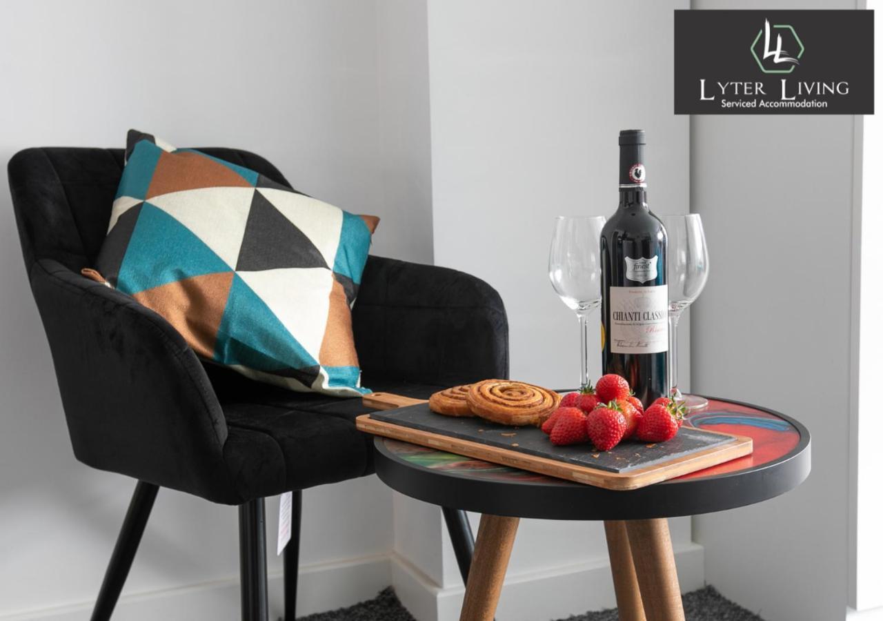 Studio Apartments By Lyter Living Desks & Wifi - Monthly Stays Available Leicester Esterno foto